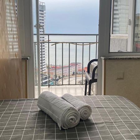 Apartment Black Sea Side Батумі Екстер'єр фото