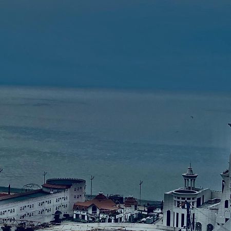 Apartment Black Sea Side Батумі Екстер'єр фото