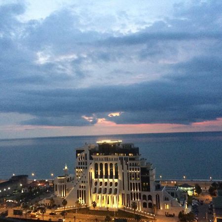 Apartment Black Sea Side Батумі Екстер'єр фото