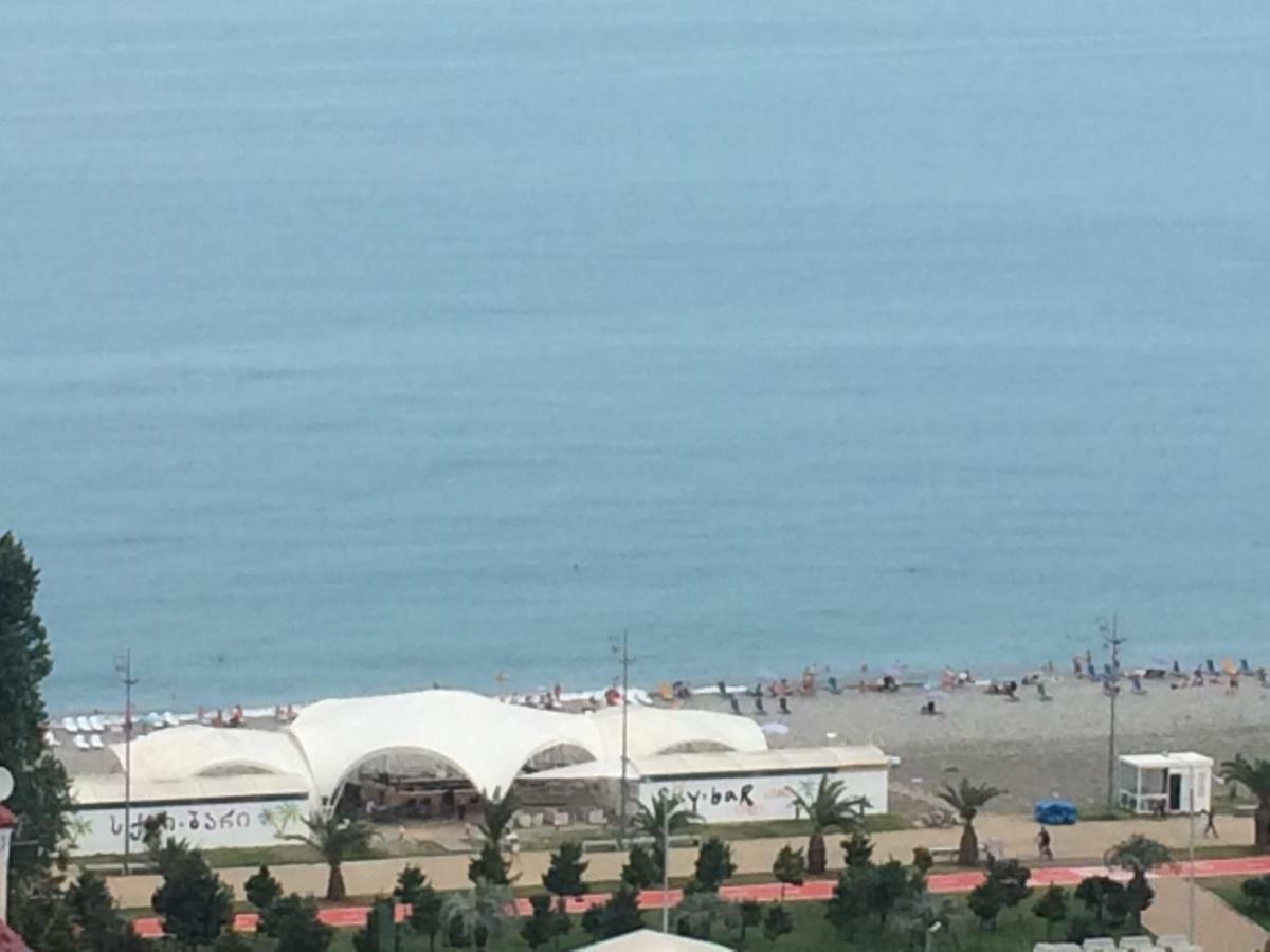 Apartment Black Sea Side Батумі Екстер'єр фото